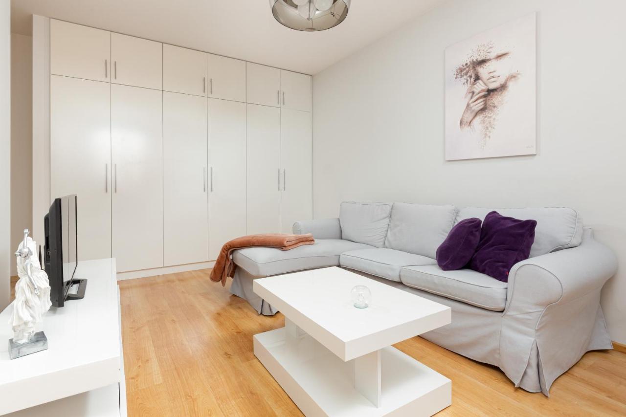 Apartament Na Woli Sowinskiego By Noclegi Renters Varsó Kültér fotó