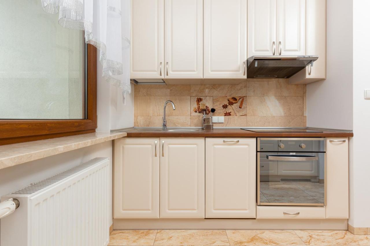 Apartament Na Woli Sowinskiego By Noclegi Renters Varsó Kültér fotó